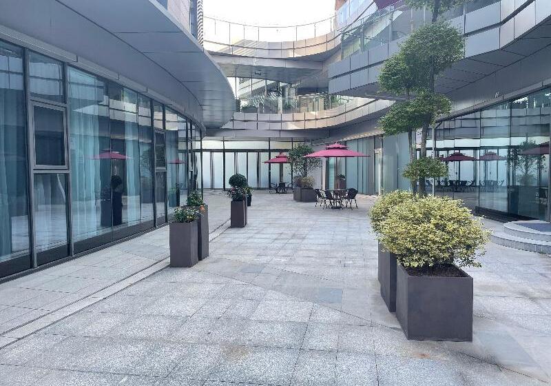 فندق Holiday Inn Express Nantong City Center