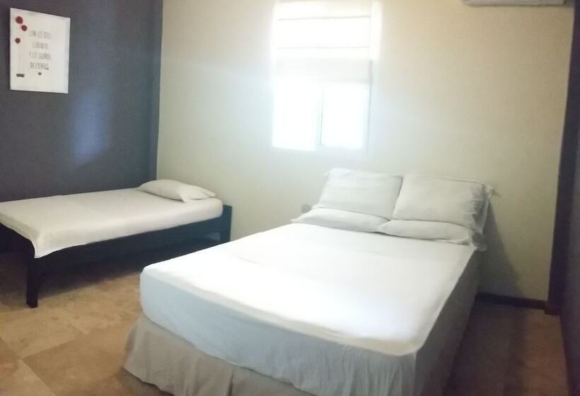 فندق Hostal Diamond Hostel
