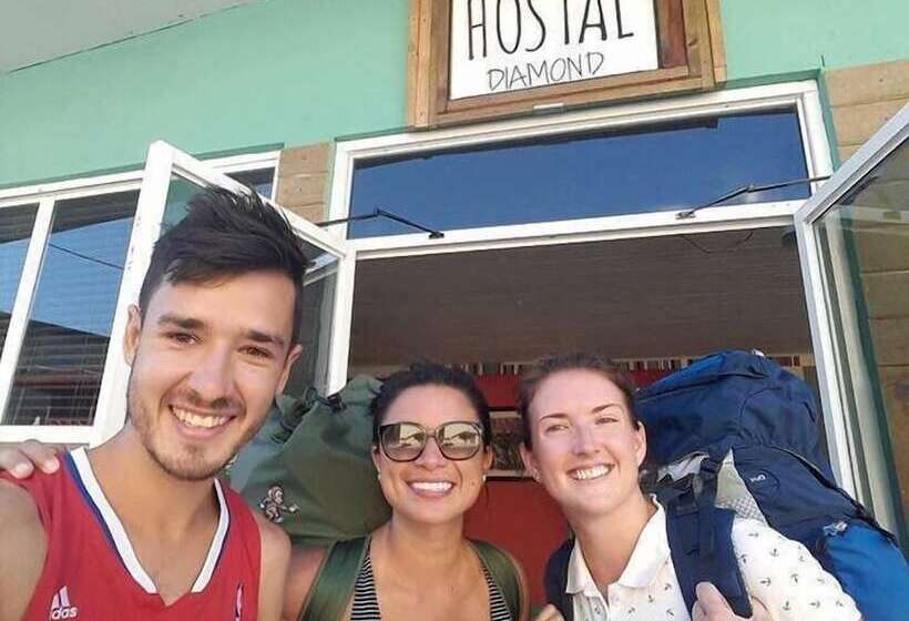 فندق Hostal Diamond Hostel