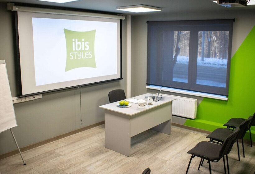 酒店 Ibis Styles Chelyabinsk