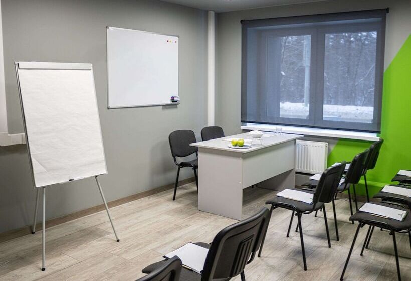 酒店 Ibis Styles Chelyabinsk