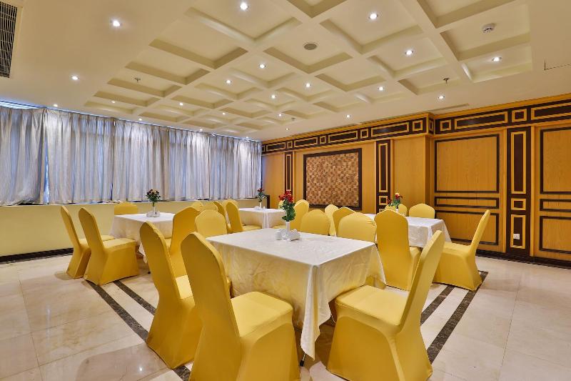 Отель Manazil Al Hour 2 By Oyo Rooms