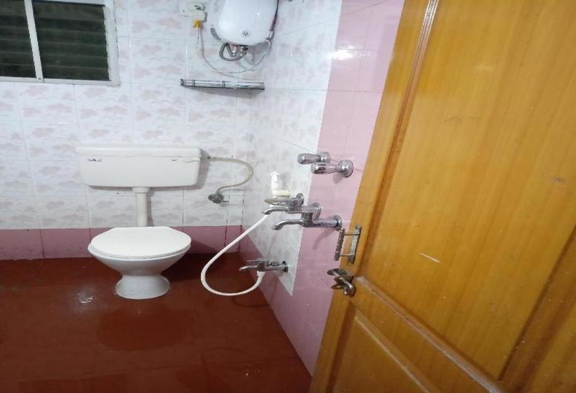 Hotel Oyo 81893 Maa Home Stays