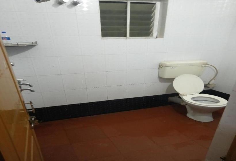 Hotel Oyo 81893 Maa Home Stays