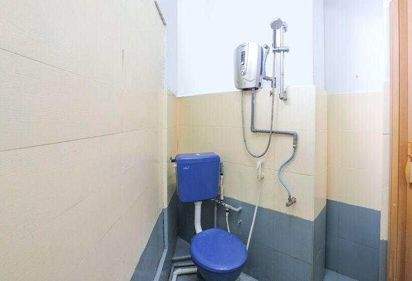 فندق Oyo 90321  Bajet Sri Manal