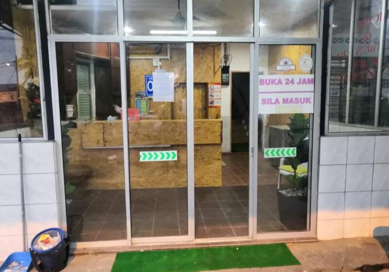 فندق Oyo 90321  Bajet Sri Manal