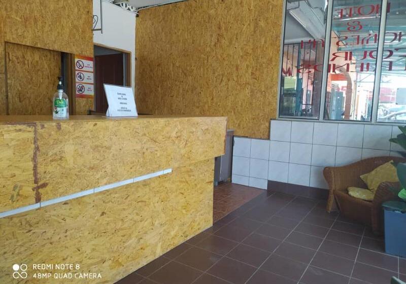 فندق Oyo 90321  Bajet Sri Manal