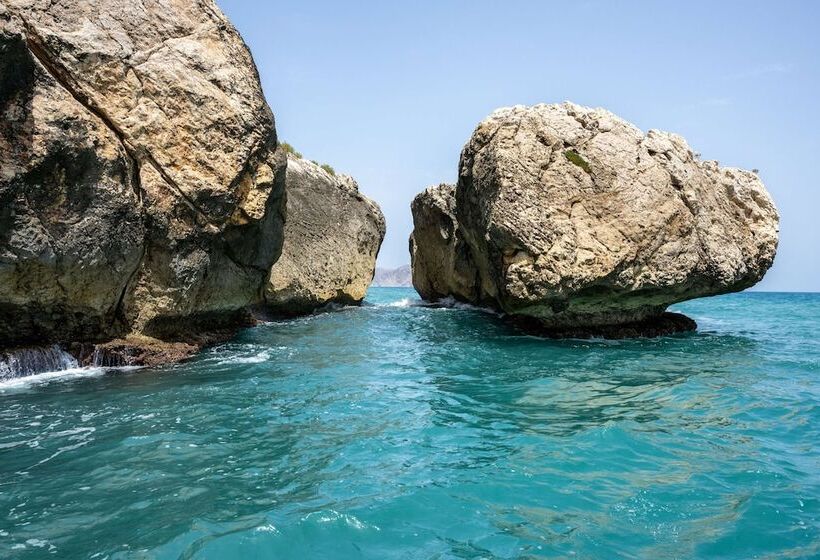 فندق Radisson Blu Resort Al Hoceima