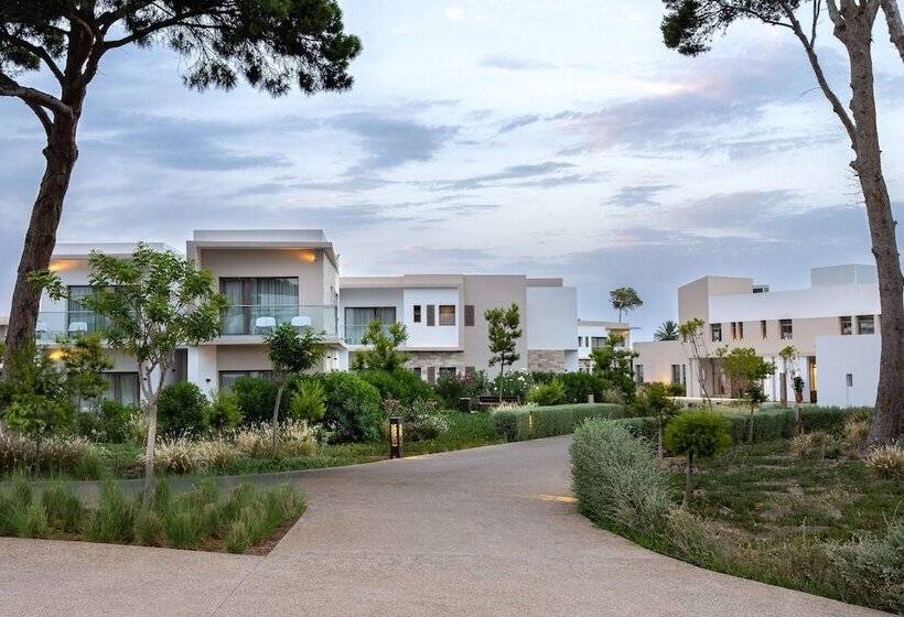 فندق Radisson Blu Resort Al Hoceima