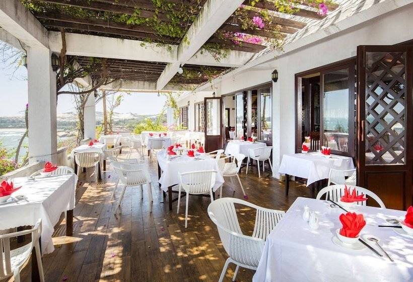 هتل Rock Water Bay Beach Resort & Spa