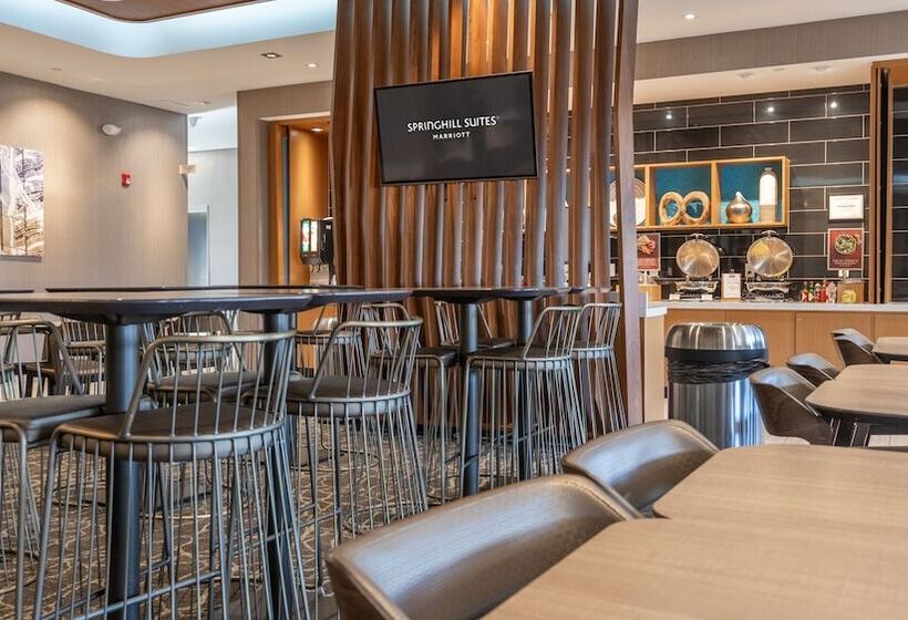 فندق Springhill Suites By Marriott Woodbridge