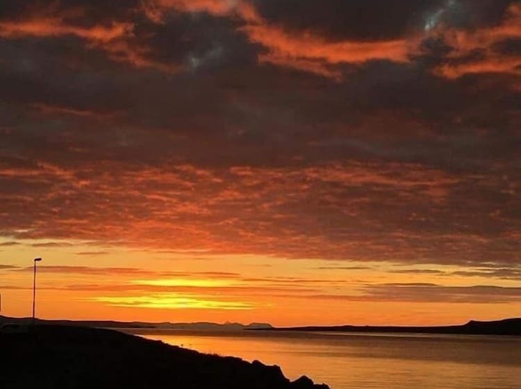 هتل Tangahús Guesthouse