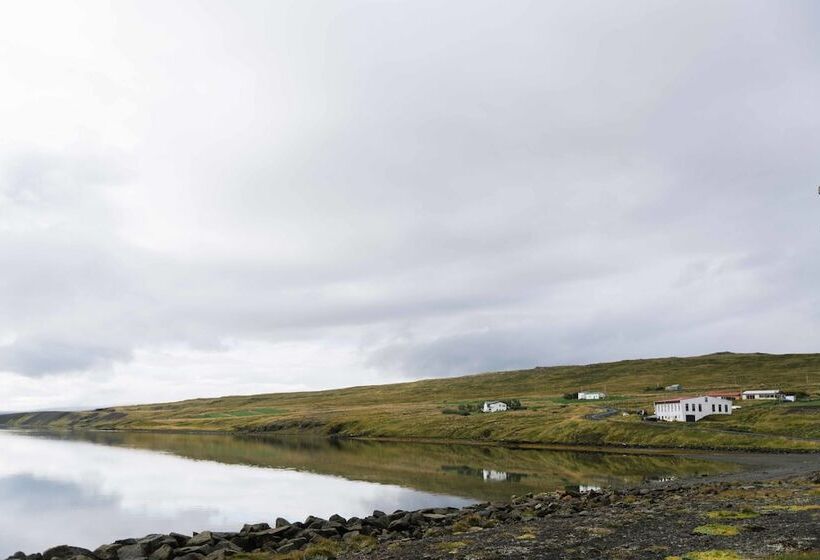 هتل Tangahús Guesthouse