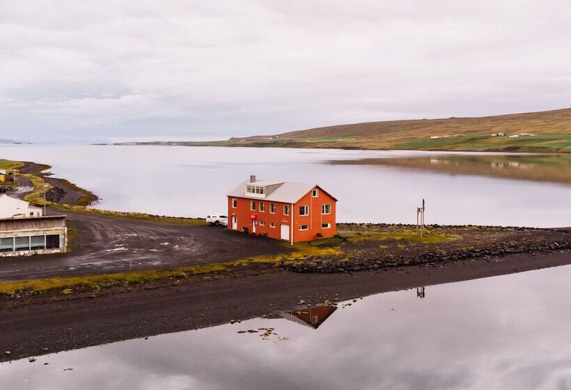 هتل Tangahús Guesthouse