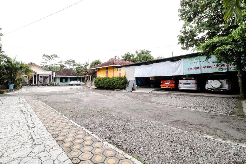 호텔 The Joglo Family