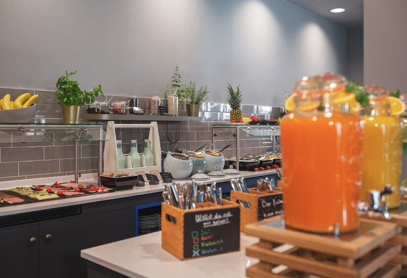 ホテル Holiday Inn   The Niu, Brass Munich Olympiapark, An Ihg