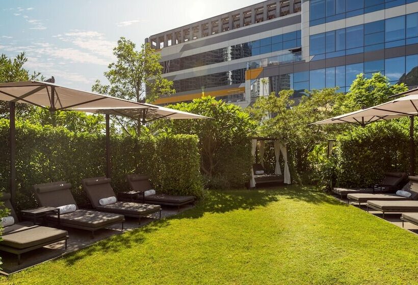 هتل The Silveri Hong Kong Mgallery