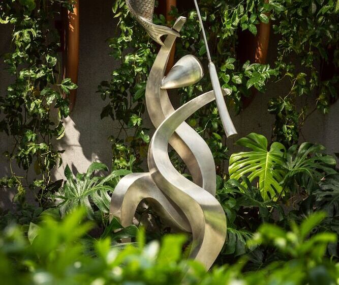 هتل The Silveri Hong Kong Mgallery