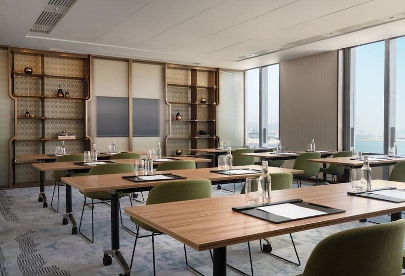 هتل The Silveri Hong Kong Mgallery