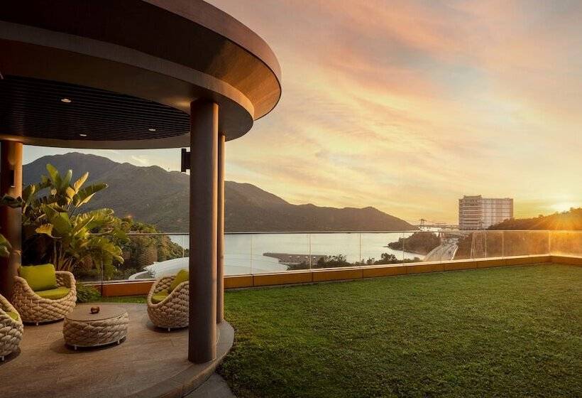 هتل The Silveri Hong Kong Mgallery