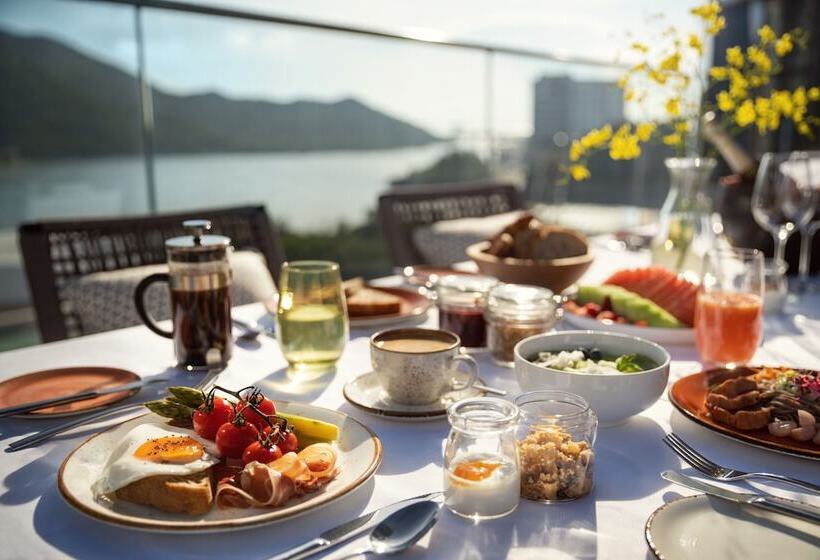 هتل The Silveri Hong Kong Mgallery