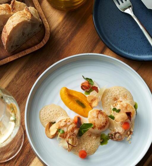 هتل The Silveri Hong Kong Mgallery