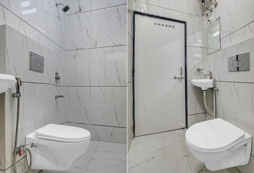 فندق Super Townhouse Pine Tree