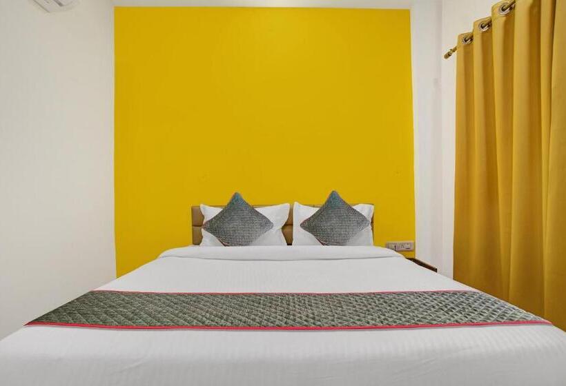 فندق Super Townhouse Pine Tree