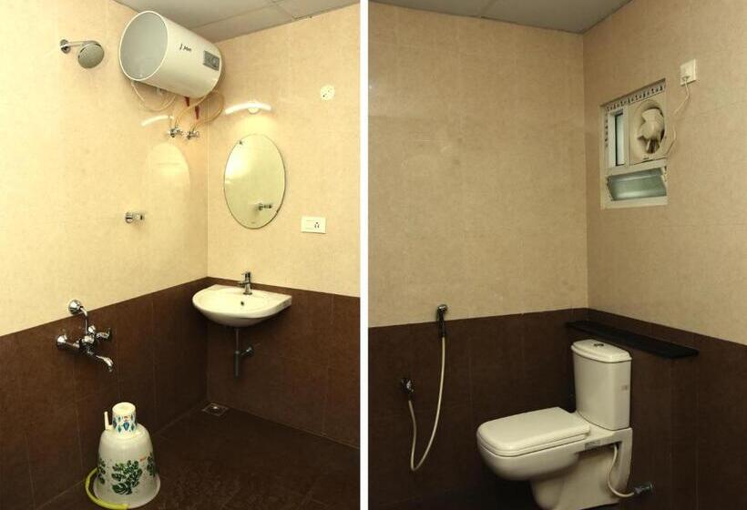 Отель Temple Stay Uma Residency And Guest House