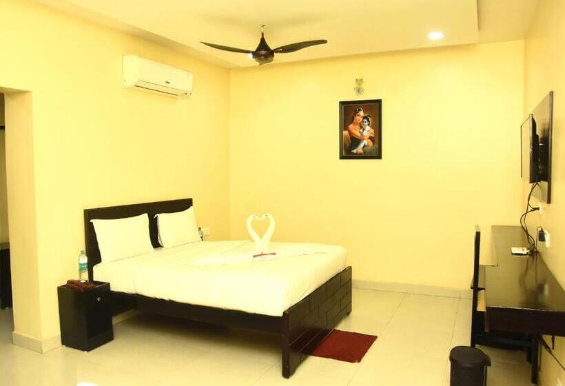 Отель Temple Stay Uma Residency And Guest House