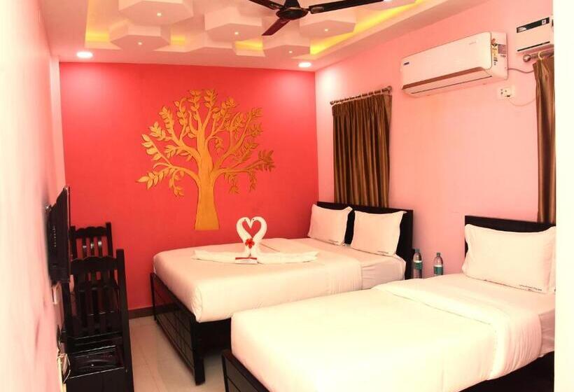 Отель Temple Stay Uma Residency And Guest House