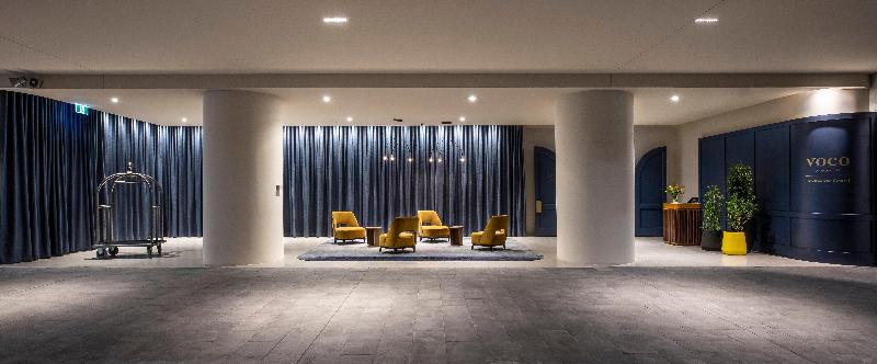 Отель Voco Melbourne Central