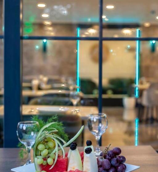 Lagun Castle Hotel&spa