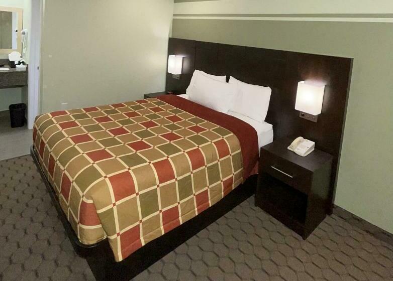 فندق على الطريق Budget Inn