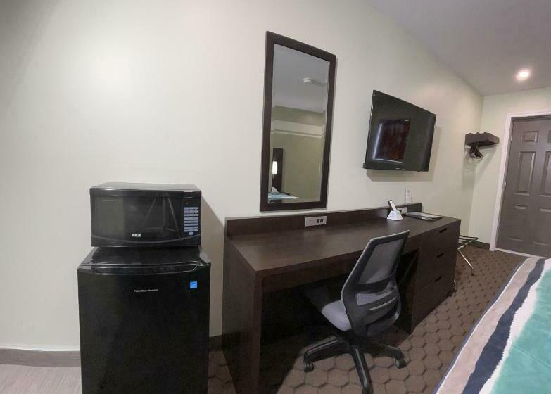 فندق على الطريق Budget Inn