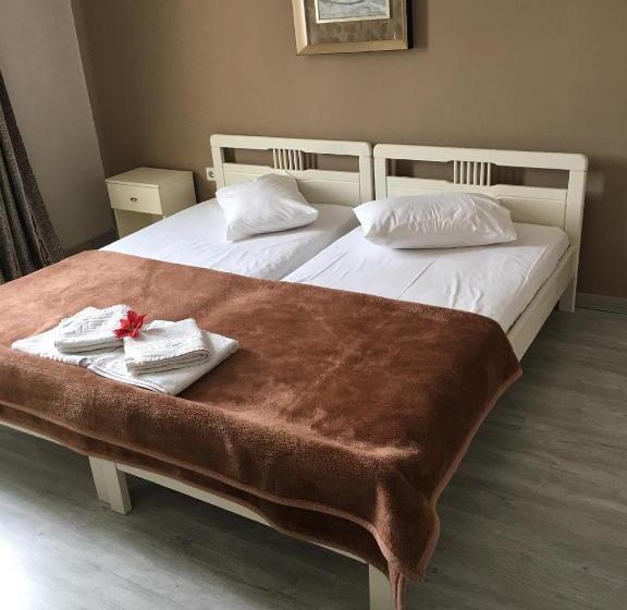 Пансион Dyhouse