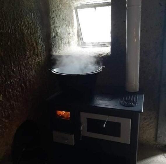 פנסיון E Tekergők Háza