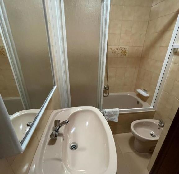 Пансион Hostal Restaurante Luz De Luna