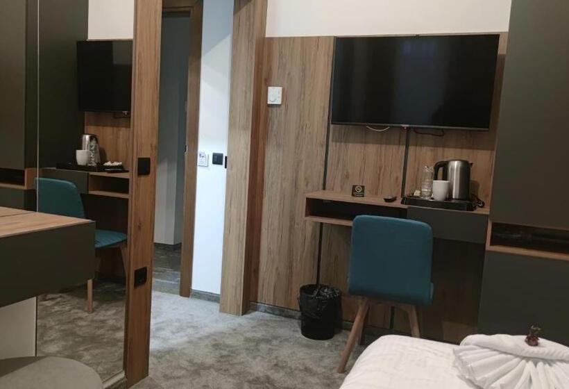 پانسیون Necko