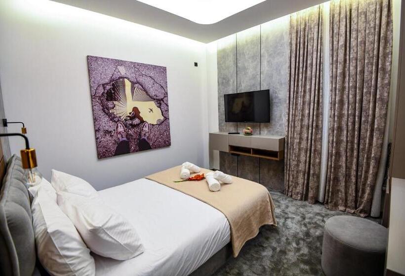 پانسیون Necko