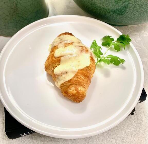 Plantation House Bed & Breakfast