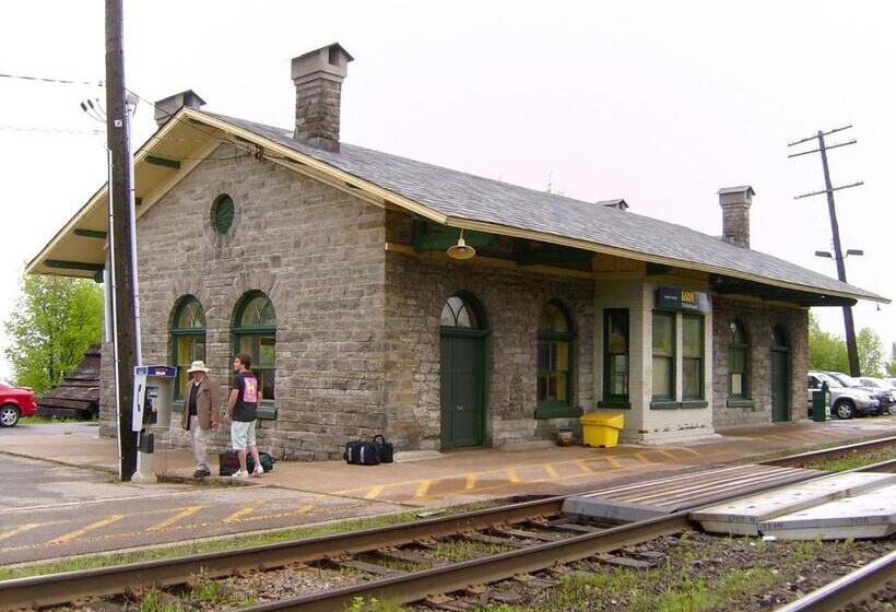 Plantation House Bed & Breakfast