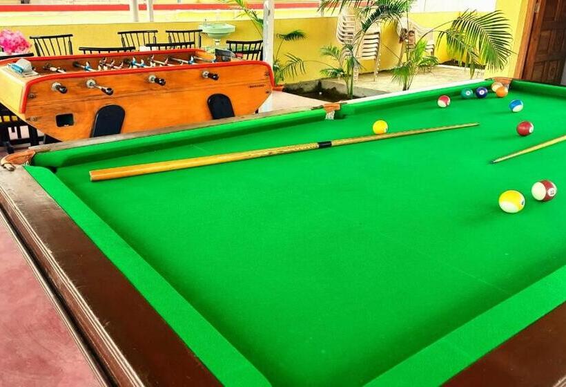 אתר נופש Swarg 5bhk Villa Alibaug