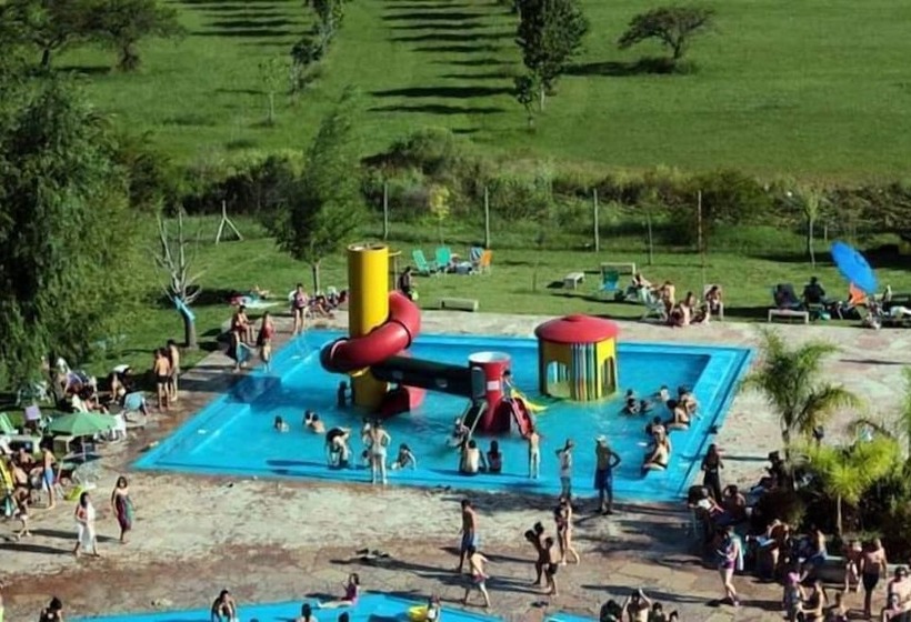 Casa Del Arbol Hostel