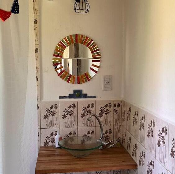 Casa Del Arbol Hostel