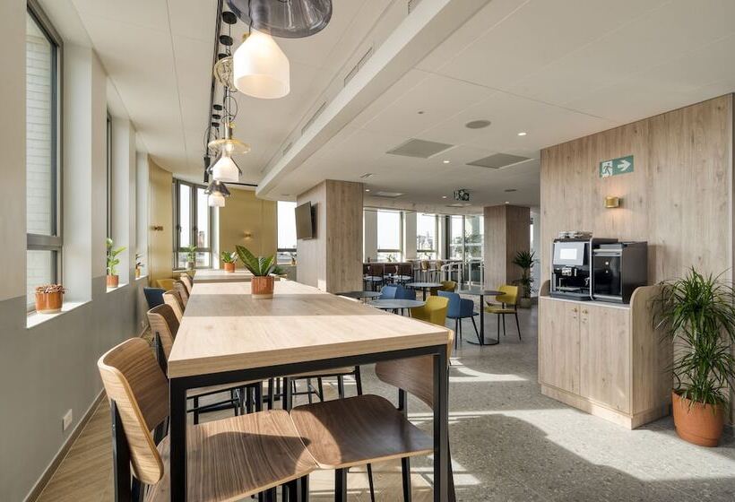 B&b Hotel Antwerpen Centrum