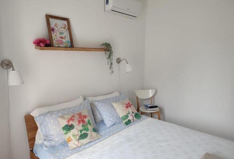 مبيت وإفطار Peonia