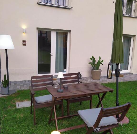 مبيت وإفطار Peonia