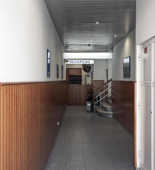 مبيت وإفطار A Muralha