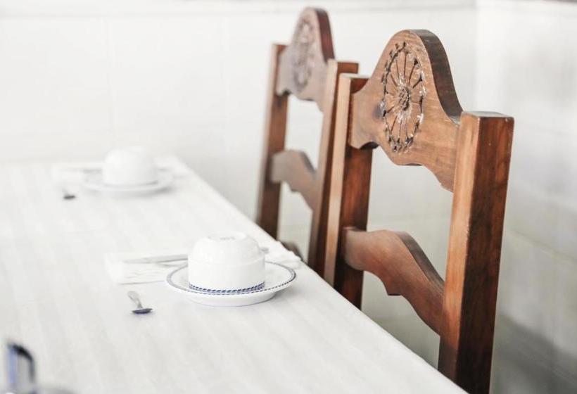 مبيت وإفطار A Muralha